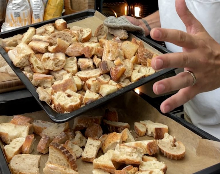 02_Altes-Brot-verwerten-selbstgemachte-Semmelbroesel